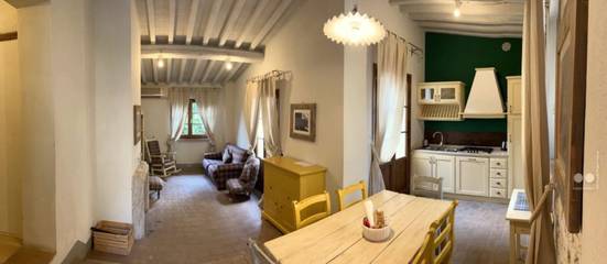 Cottage pour 4 personnes, avec piscine et jardin à Chiusi