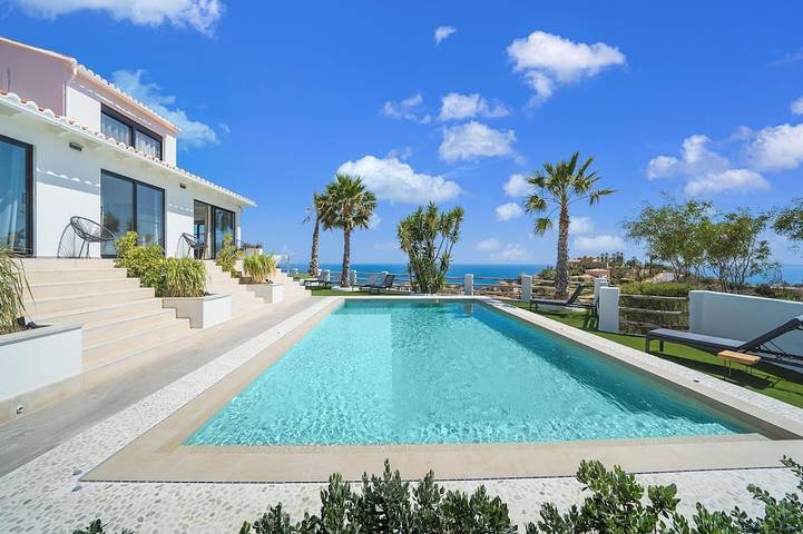 Villa pour 12 personnes, avec jardin ainsi que terrasse et piscine à El Campello