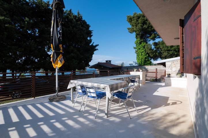 Studio für 3 Personen