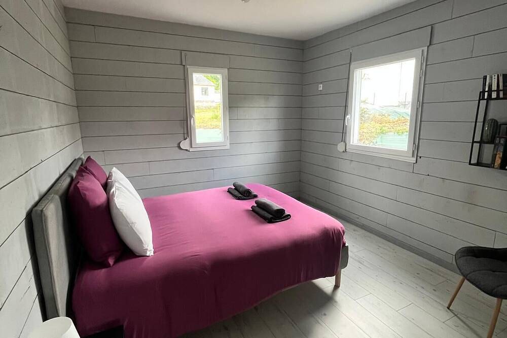 Contemporary house 8 pers Mont Saint Michel - Large plot, terrace & quiet area in Roz-sur-Couesnon, Mont-Saint-Michel Bay