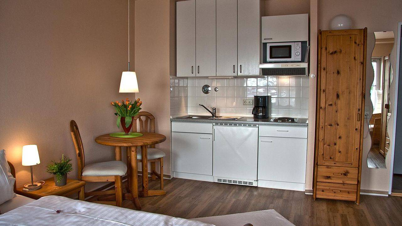 Ganze Ferienwohnung, Ferienwohnung für 2 Personen (32 m²) in Heikendorf in Kieler Förde, Heikendorf