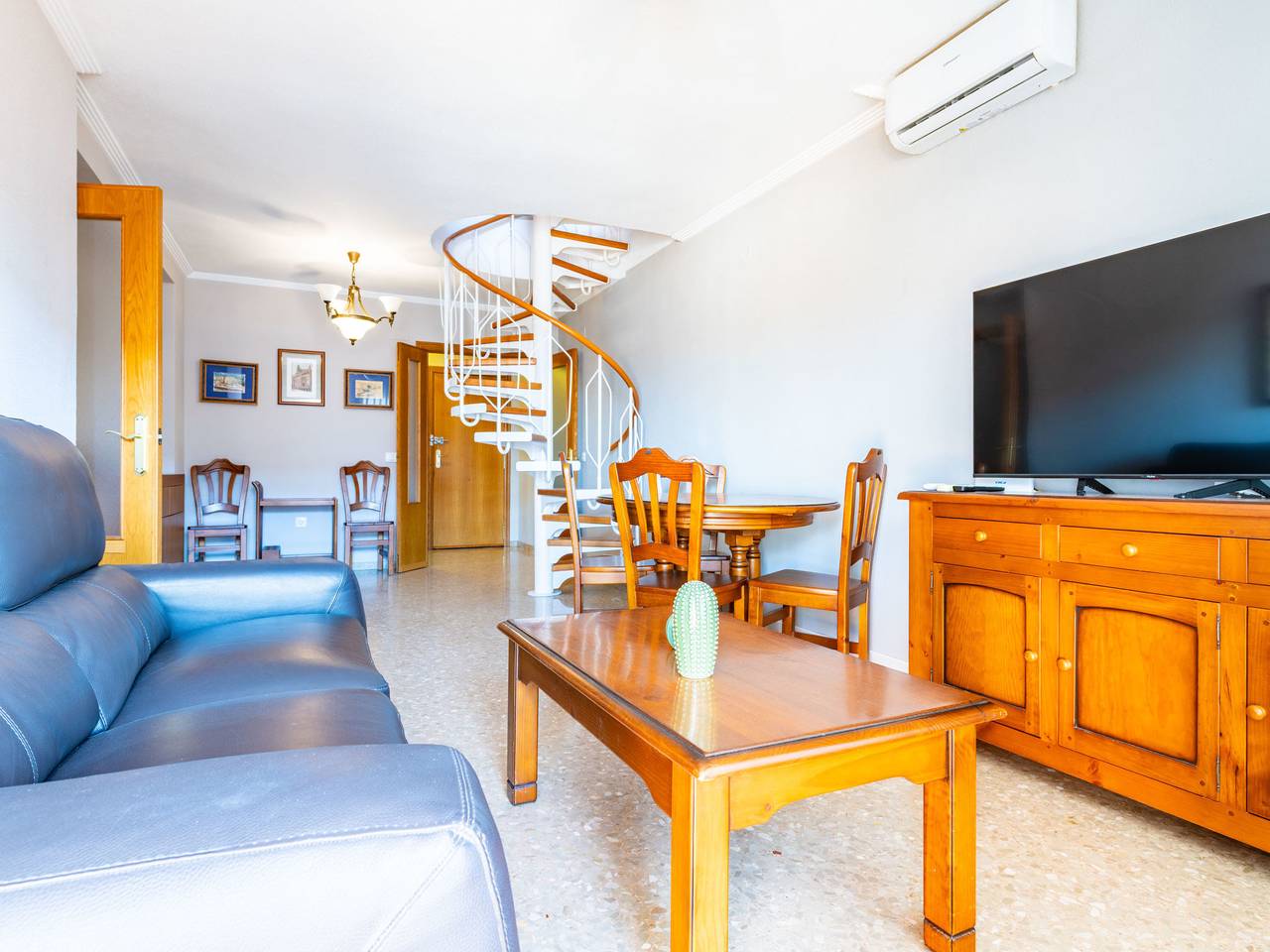 Entire apartment, Playa Patacona in Patacona, Alboraya