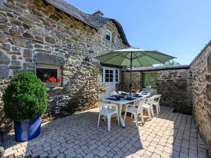 Maison 8 Personnes in Plougoumelen, Côte des Mégalithes
