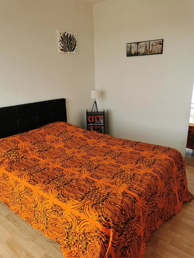 Apartamento de vacaciones para 2 personas, con vistas y jardín - 1