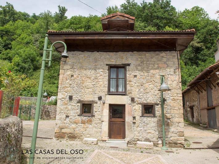 Casa rural para 5 personas, con balcón y vistas en Proaza