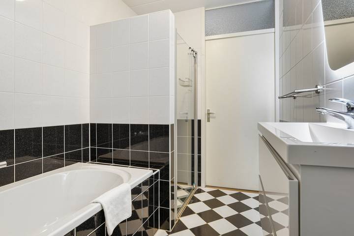 Bungalow für 4 Personen, mit Balkon/Terrasse und Terrasse am Veluwemeer - 3