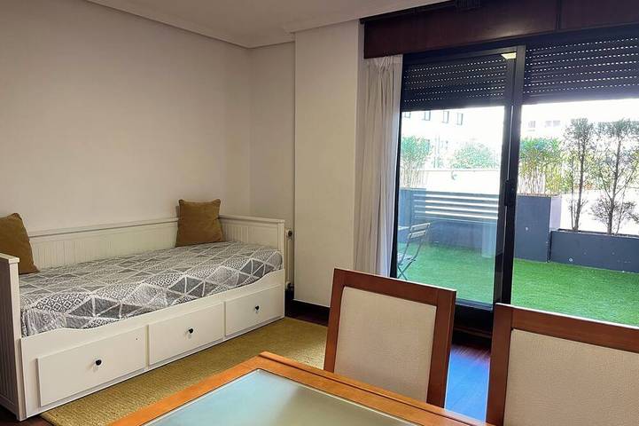Ferienwohnung für 2 Personen, mit Balkon und Garten in Vigo - 2