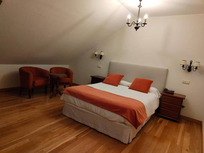 Casa rural para 2 personas, con piscina además de jardín y terraza en Ribera del Duero - 3