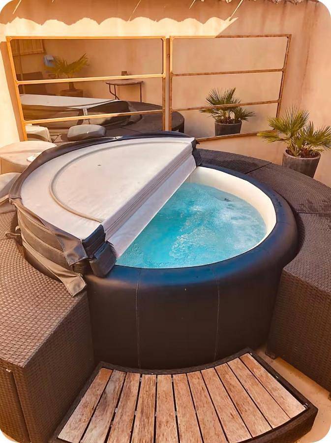 Apartamento de vacaciones para 2 personas, con terraza y jacuzzi - 1