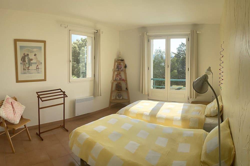 Maison T5 indépendante de charme avec piscine- vue mer - Les hauts de st florent in Saint-Florent, Région de Calvi