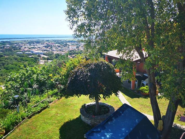 Gîte pour 2 personnes, avec jardin et vue à Biguglia - 3