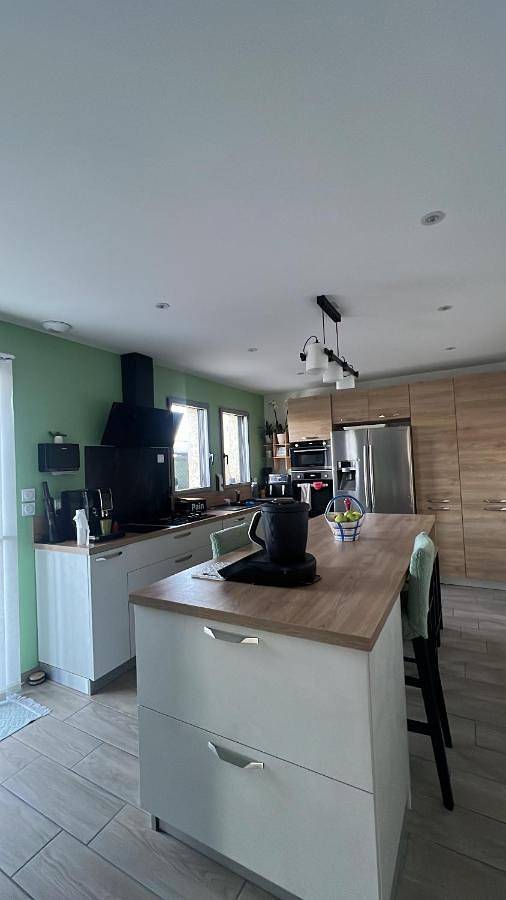 Appartement de vacances pour 2 personnes, avec terrasse et jardin ainsi que vue et piscine