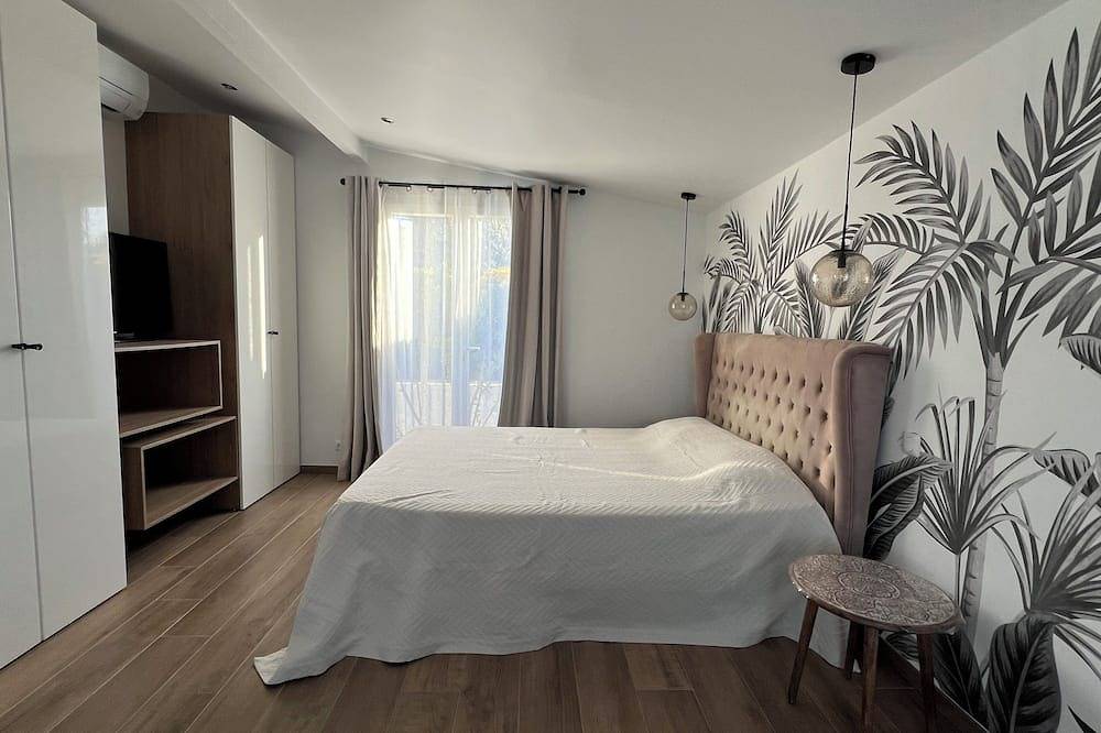 Maison Récente Avec Piscine Privée à 300m de la mer in Lucciana (Corsica), Bastia e dintorni
