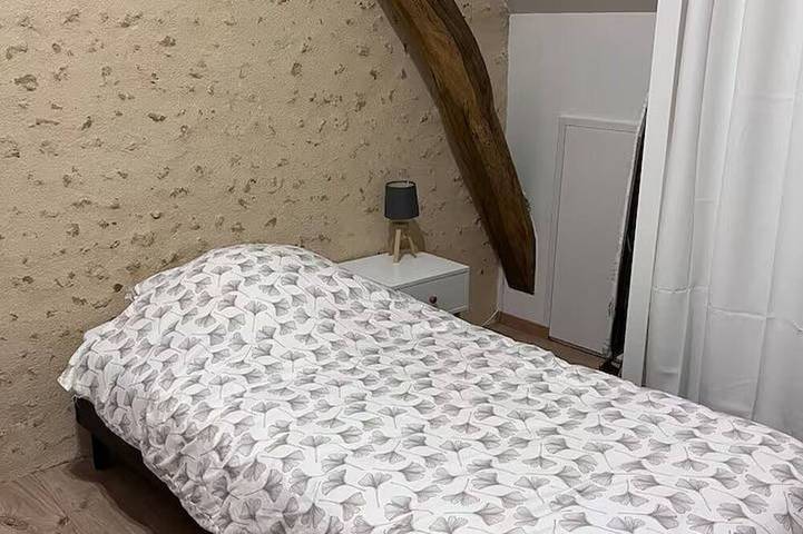 Gîte pour 4 personnes, avec jardin dans Courgains - 4