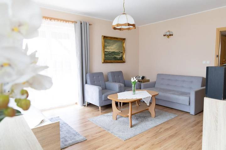 Apartament wakacyjny dla 2 osób, z ogród i taras w Krokowa