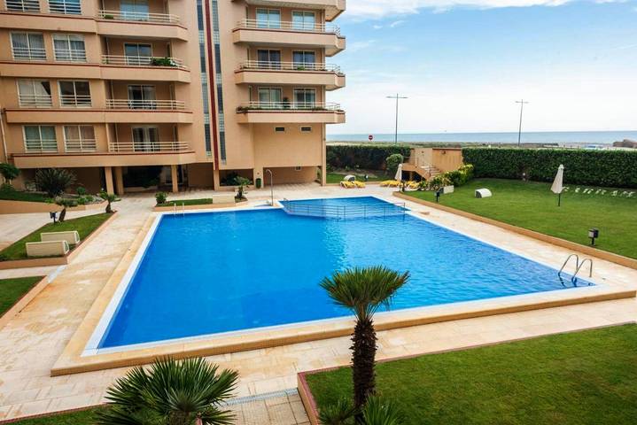 Casa de férias para 4 pessoas, com jardim e vista e ainda piscina and sauna em Ovar
