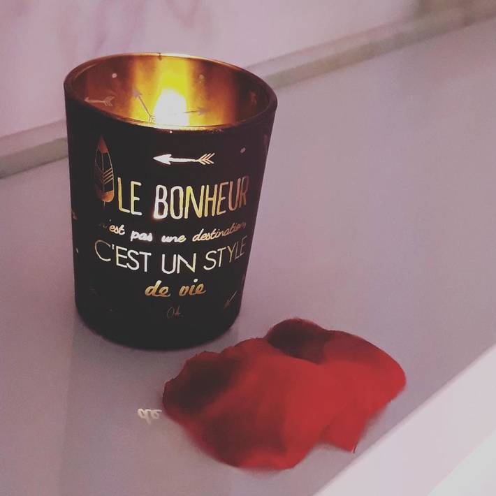 Gîte pour 2 personnes, avec sauna ainsi que terrasse et jacuzzi à Dole - 4