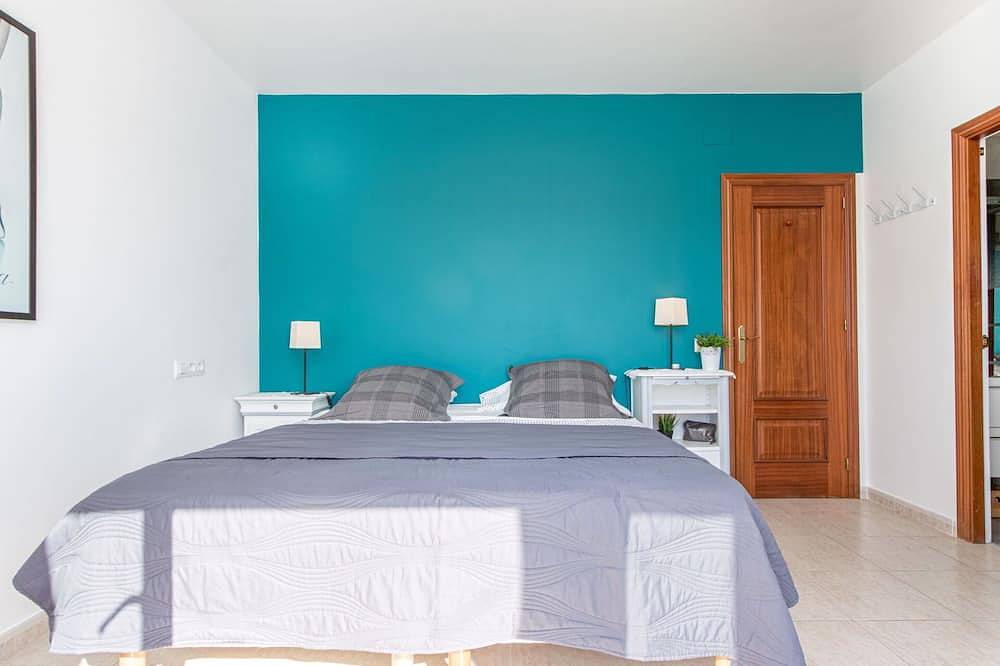Estupenda casa de vacaciones privada con A/C, piscina privada, Wifi, Tv, terraza y aparcamiento in Palau Sabardera, Alt Empordà