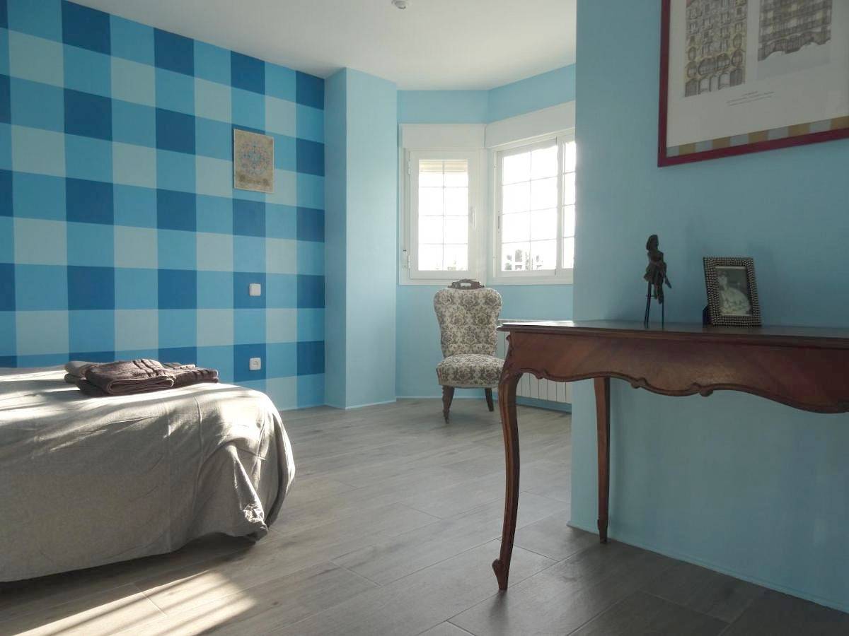 Queen Room in Torrelodones, Área Metropolitana de Madrid