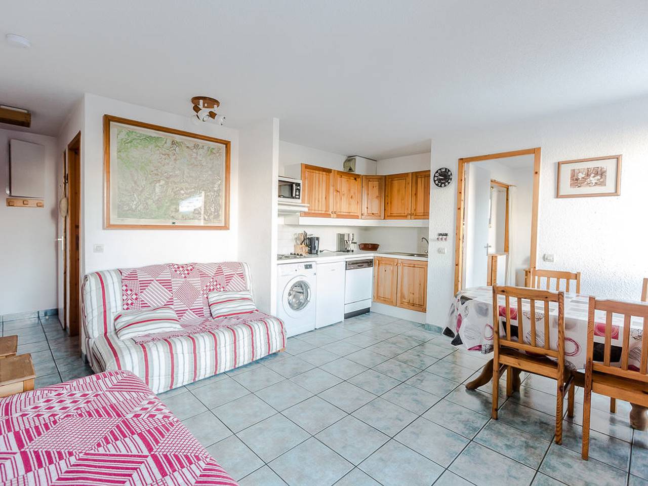 Appartement entier, Appartement 2 pièces à 1min des pistes, balcon, casier à skis, parking gratuit, ménage inclus in Bellentre, La Plagne-Tarentaise