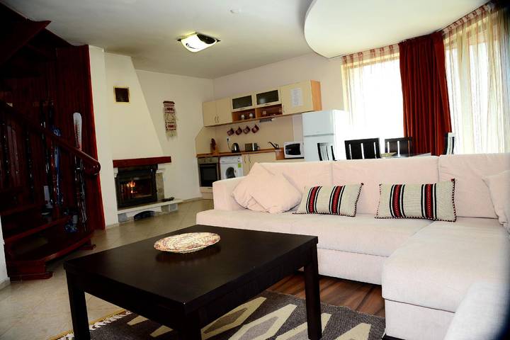 Ferienhaus für 5 Personen, mit Whirlpool und Pool sowie Balkon und Garten in Europa - 3