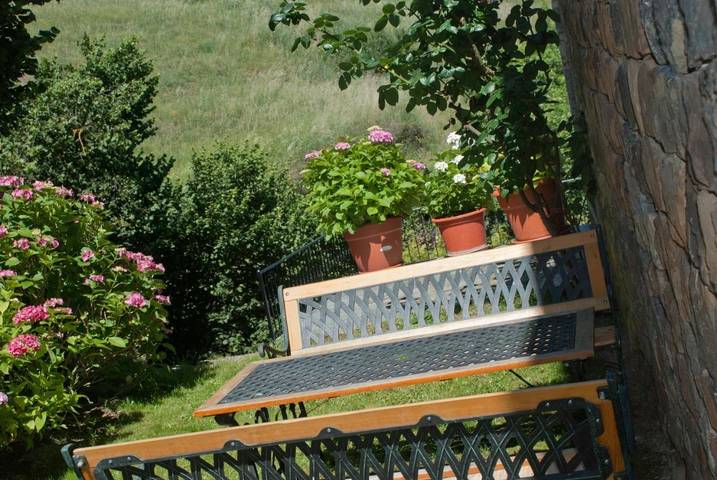 Casa rural para 6 personas, con jardín y vistas además de terraza y piscina en Parque Nacional de Los Picos de Europa - 2