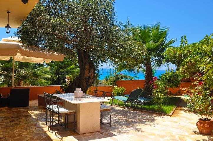 Ferienwohnung für 5 Personen, mit Meerblick und Balkon/Terrasse sowie Garten und Ausblick auf Korfu - 2