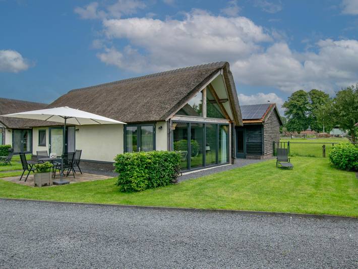 Ferienhaus für 4 Personen, mit Terrasse und Garten