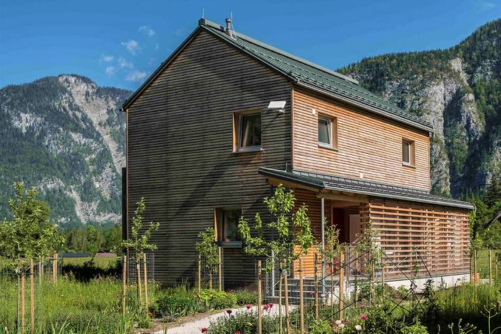 Ganze Ferienwohnung, The Green Lodge - Apartment mit 1 Schlafzimmer und Balkon in Obertraun, Dachstein Salzkammergut