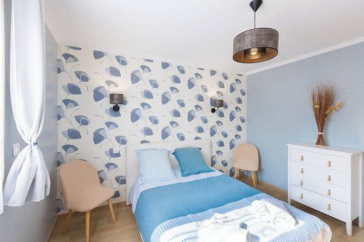 Location de vacances pour 12 personnes, avec terrasse et jardin à Dormans - 3