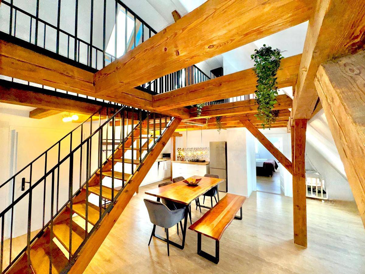 Ganze Wohnung, Eden - Penthouse-Loft über den Dächern Kaufbeurens in Kaufbeuren, Bayerisch Schwaben