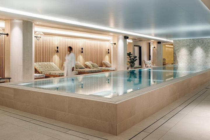 Hotell för 4 Personer, med Pool och Bastu i Vasastan