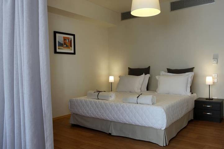 Entire apartment, Elegant/5 Br-5 Ba Apt/Acropolis View/Ideal & Quiet Location/Host present in Central Section of Athens, Athens