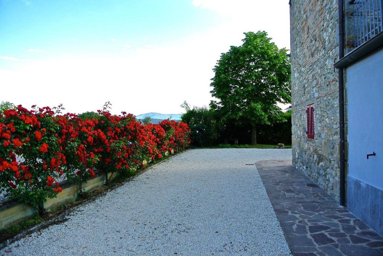 Double or Twin Room with Shared Bathroom in Sansepolcro, Valtiberina