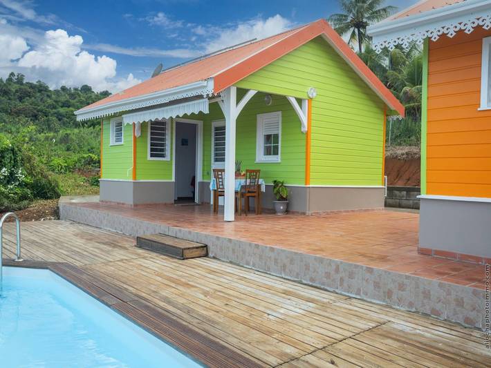 Bungalow für 4 Personen, mit Pool und Garten sowie Terrasse in Martinique