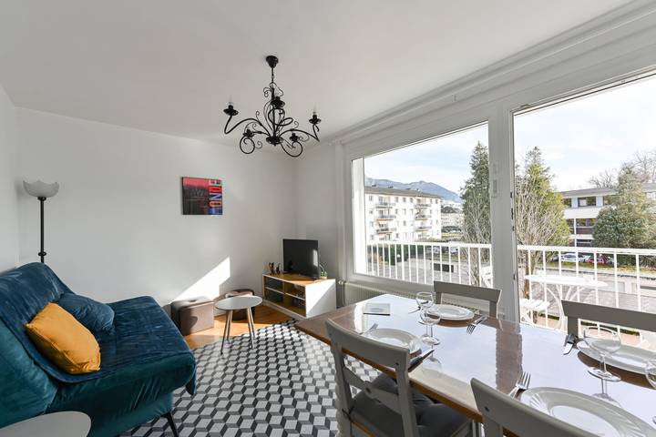 Apartamento vacacional entero, Apartamento de vacaciones para 4 personas con balcón in Annecy, Annecy (commune)
