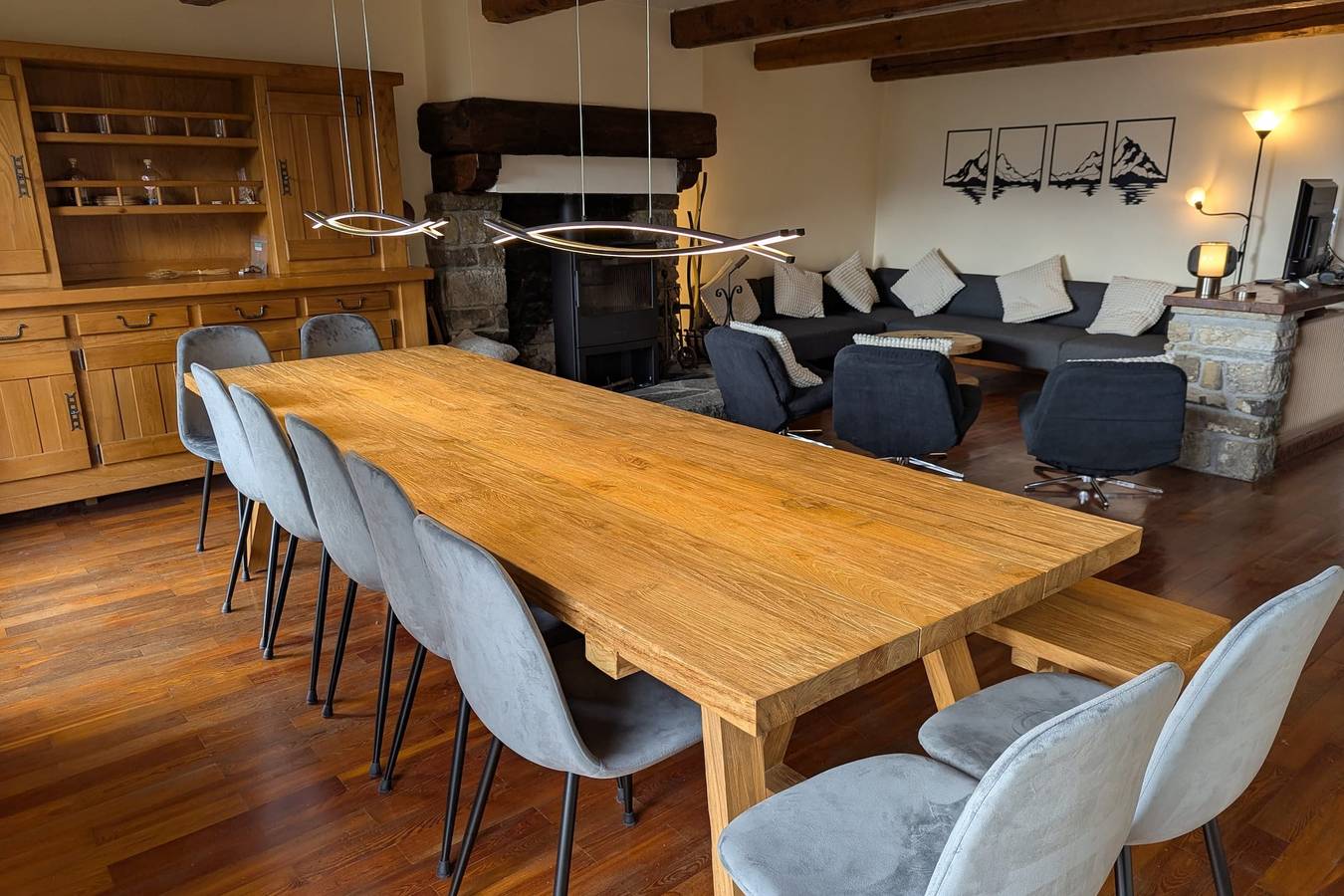 Large family home near lake and resorts in Saint-André-d'Embrun, Nationalpark Écrins