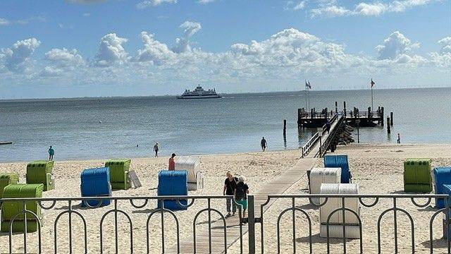 Ganze Wohnung, Nordland Appartments - Wohnung Gröde - Direkt am Meer, näher dran geht nicht! in Wyk auf Föhr (Stadt), Wyk auf Föhr