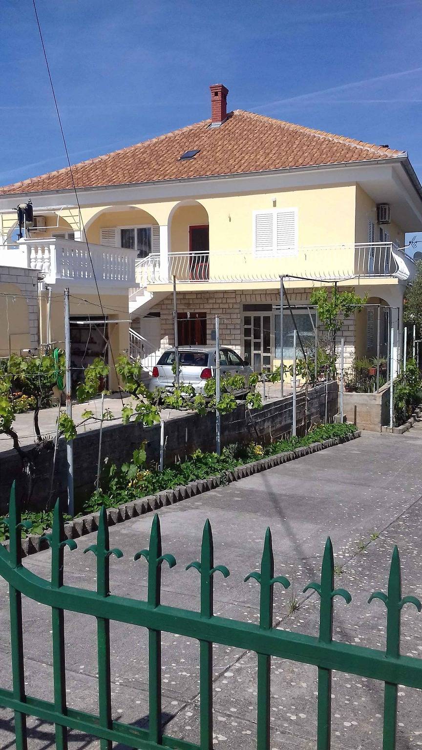 Ganze Ferienwohnung, Ferienwohnung mit Klimaanlage  in Kukljica, Uglijan