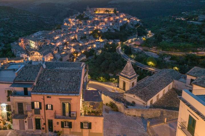 Apartamento entero, Apartamento de vacaciones para 3 personas con balcón/terraza in Ragusa (Sicilia), Provincia de Ragusa