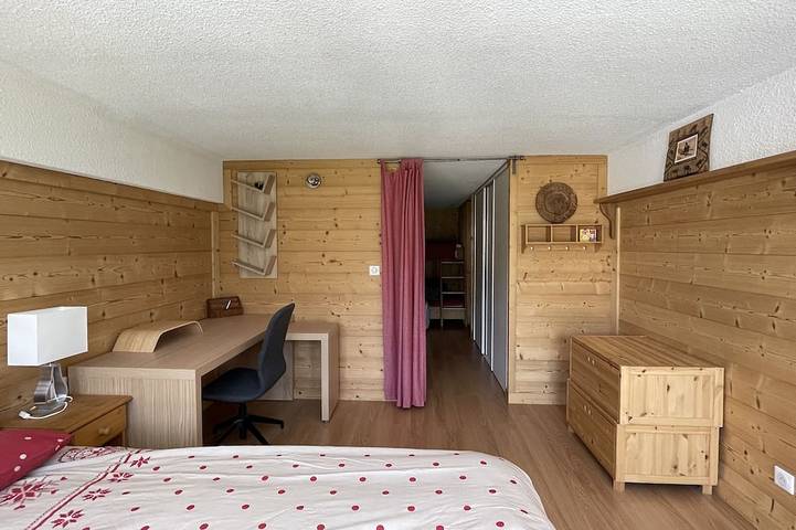 Gîte pour 12 personnes, avec piscine à Praz de Lys - 3