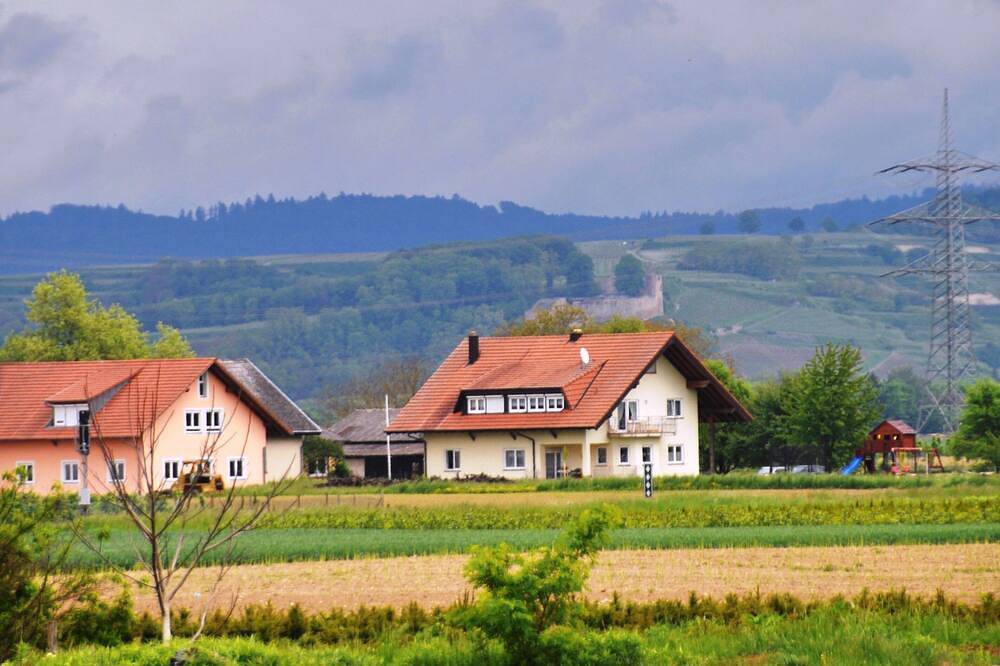 Ganze Wohnung, Ferien im Weingut im Naturgarten Kaiserstuhl, mit Blick auf die Weinberge wohnen in Endingen am Kaiserstuhl, Endingen