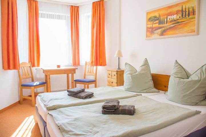 Ferienwohnung für 8 Personen, mit Garten und Terrasse in Struppen - 2