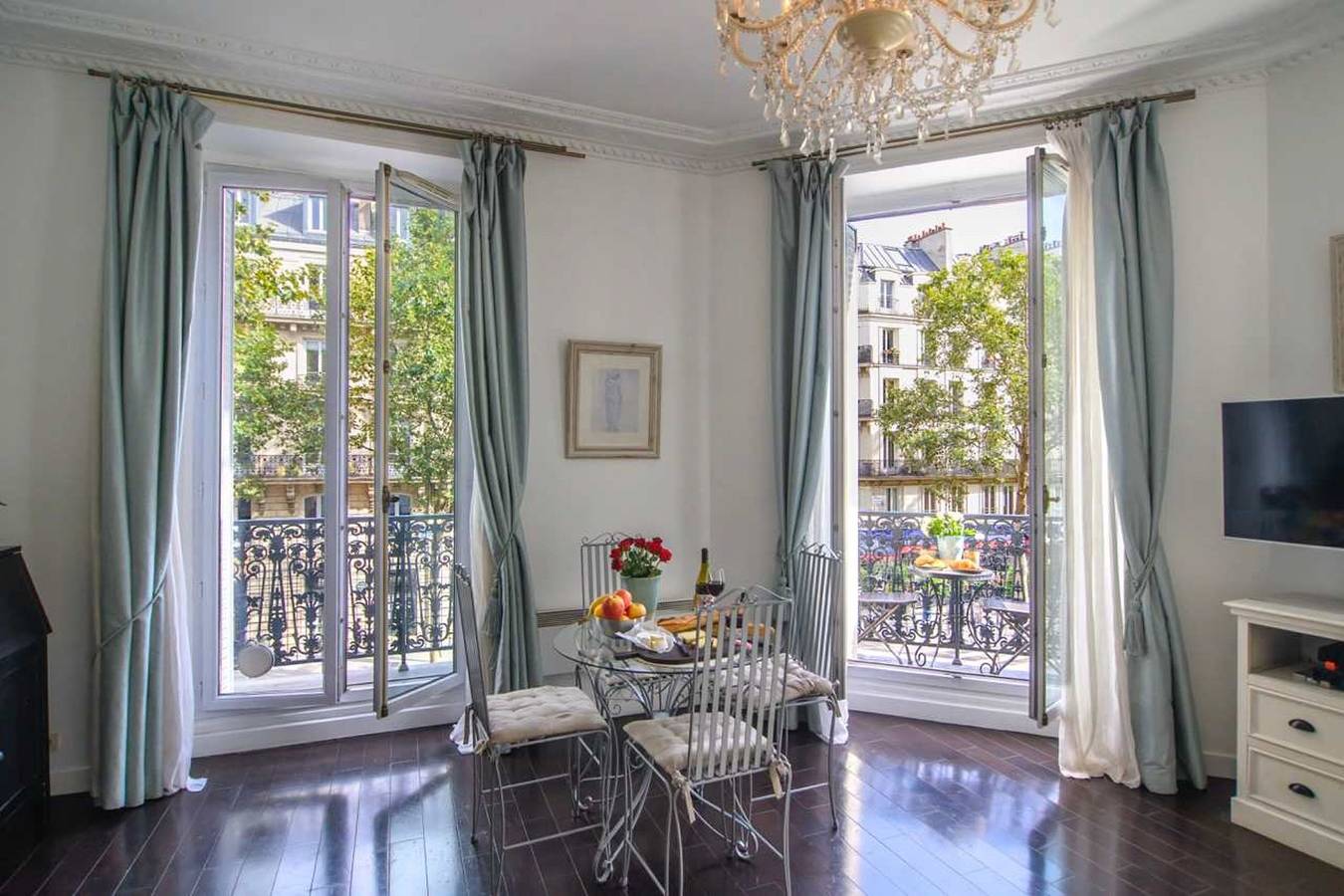 Apartamento entero, La Charme Du Marais - Montorgueil in París, Isla de Francia