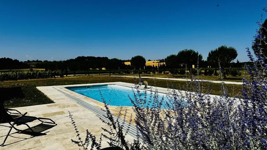 Maison de vacances pour 5 personnes, avec jardin et piscine - 1
