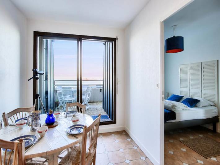 Gîte pour 4 personnes, avec balcon, adapté aux familles dans Saint-Énogat - 3