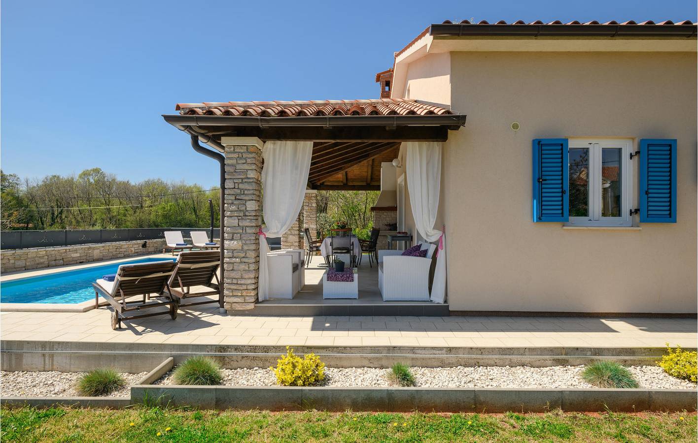 Vakantiehuis voor 6 personen met terras in Melnica, Zuidkust Istrië