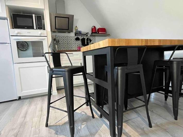 Gîte pour 11 personnes, avec Jardin et Vue à Sens