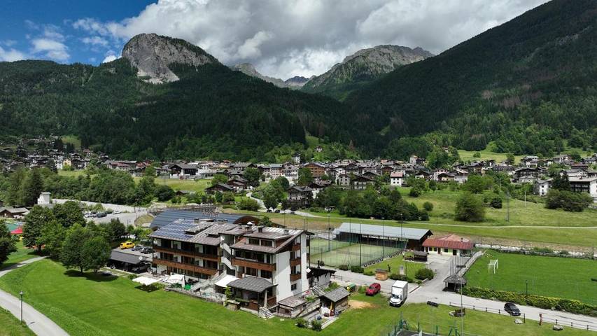 Appartamento per 3 persone, con giardino in Forni di Sopra