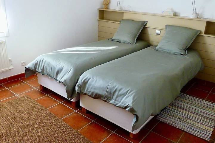 Gîte pour 4 personnes, avec piscine et jardin à Pourrières - 4